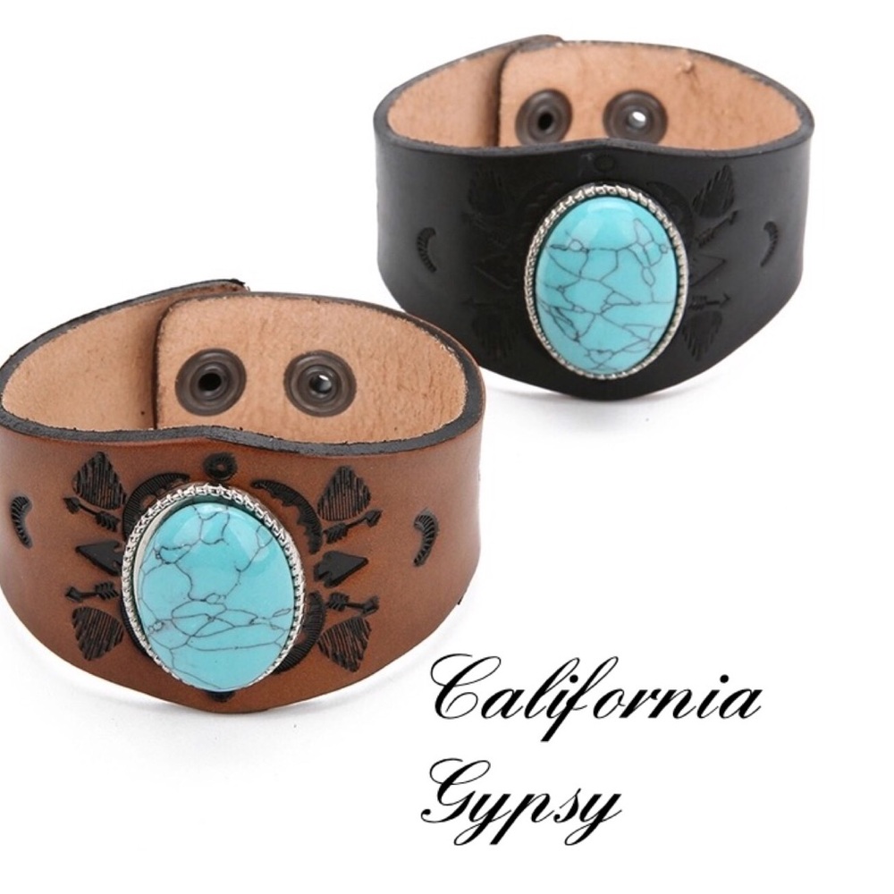 Tooled Leather Turquoise Western Vintage Cuff✨ - Picture 3 of 4
